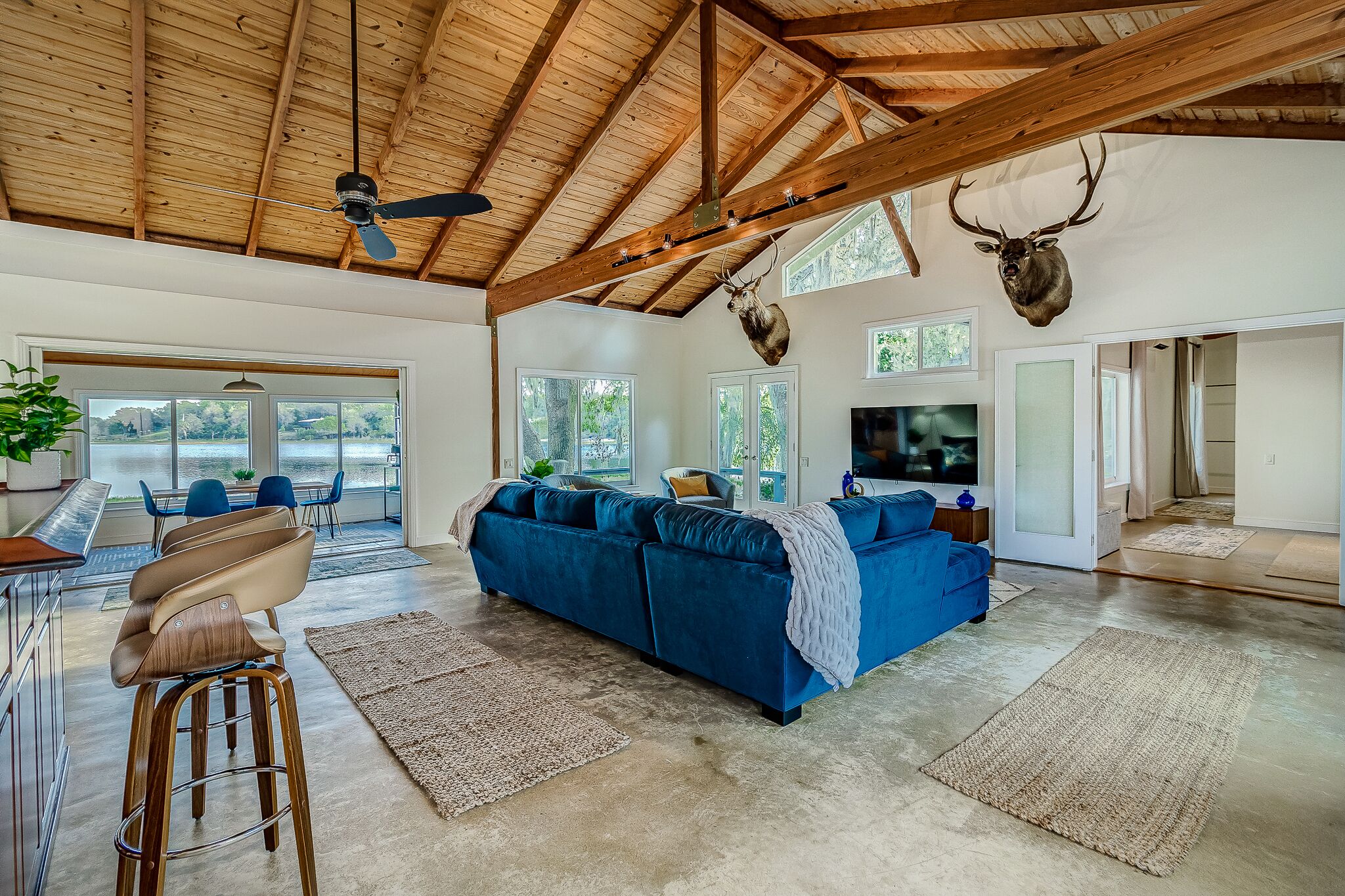 NEW - Cozy Cottage on Crooked Lake