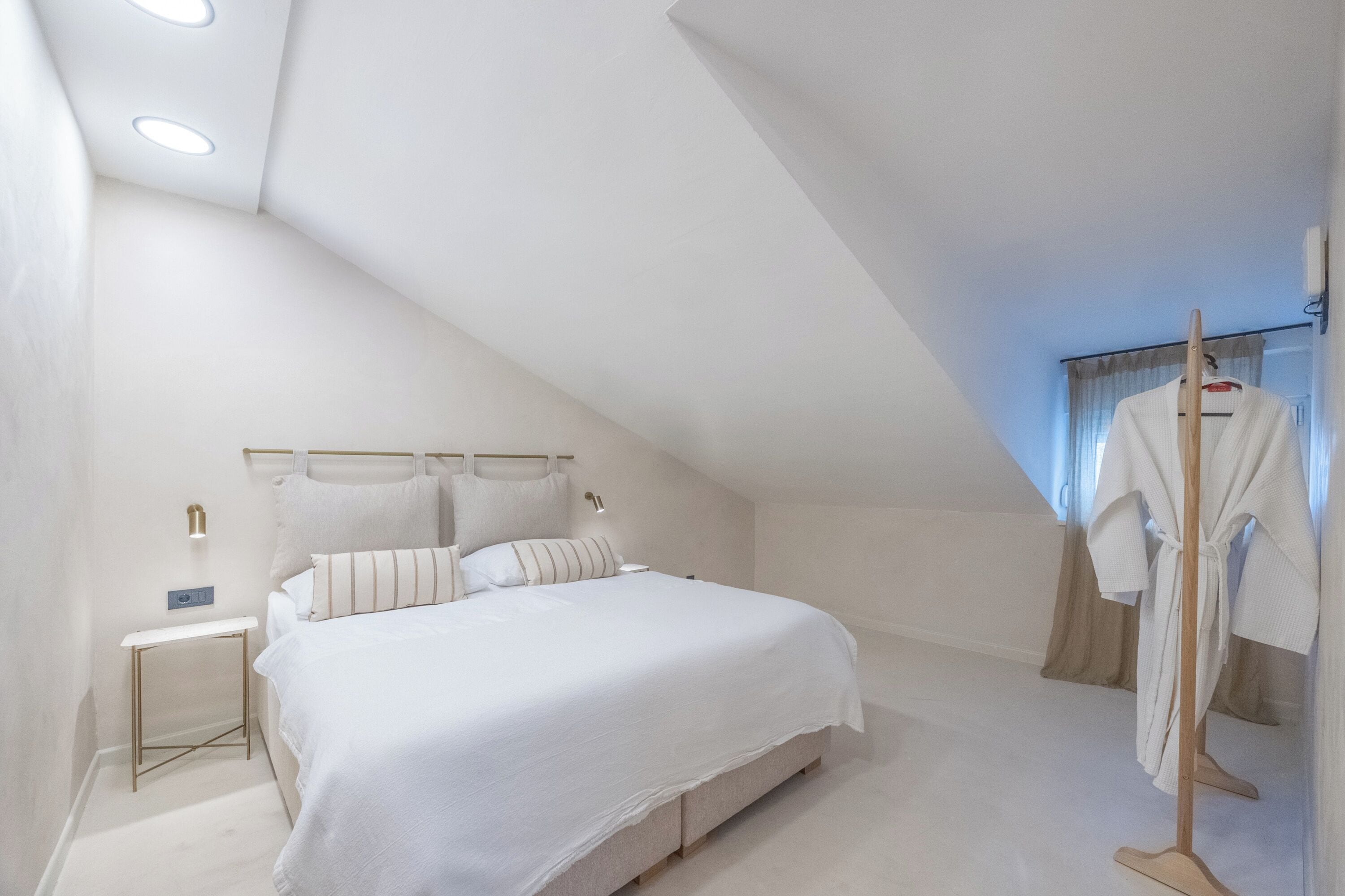 Suite Studio Deluxe | Minibar, coffres-forts dans les chambres, rideaux occultants