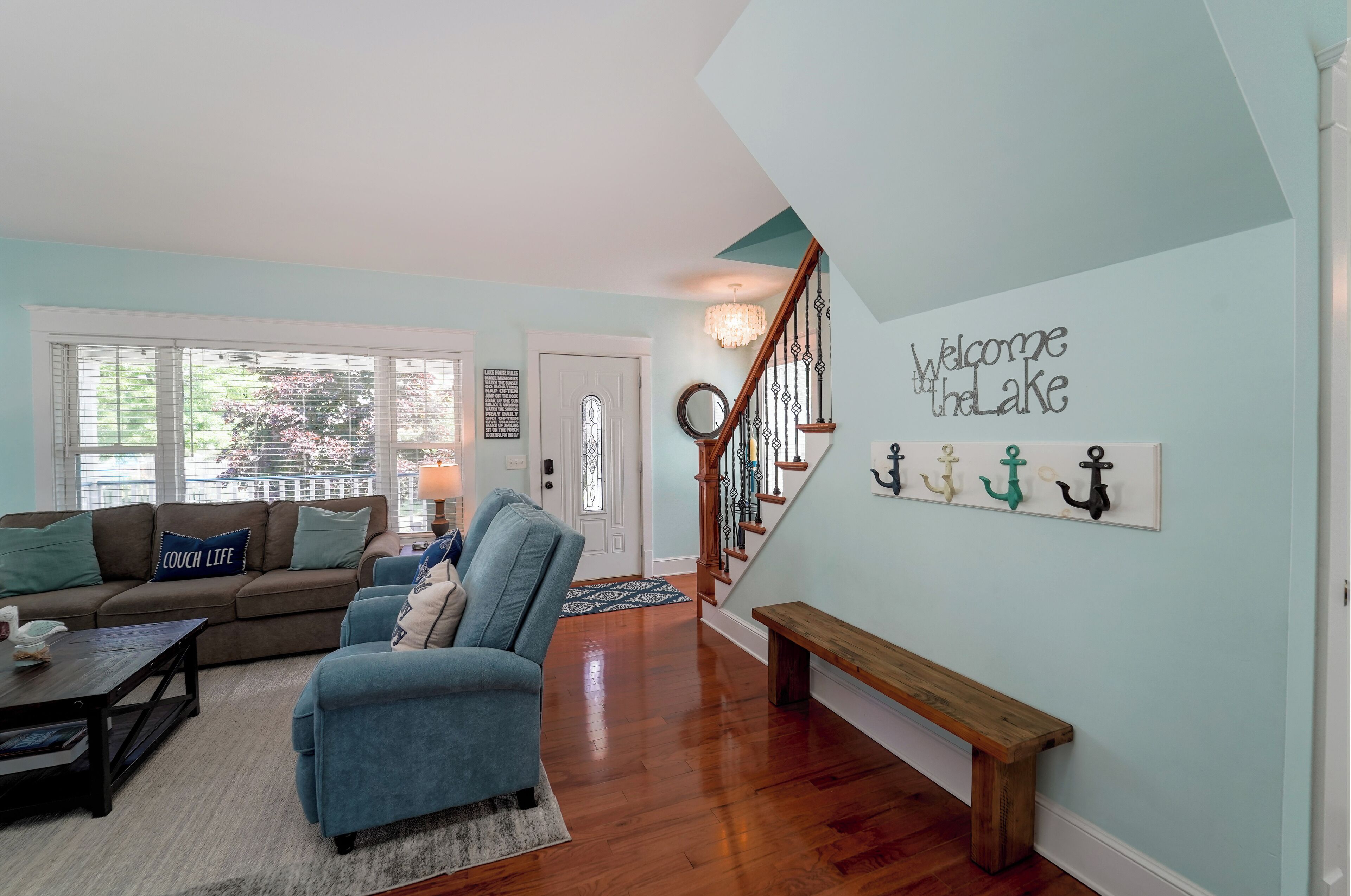 2 Blocks from South Beach & Town - Updated 5BR/3BA Home w/ Golf Cart - Sleeps 12