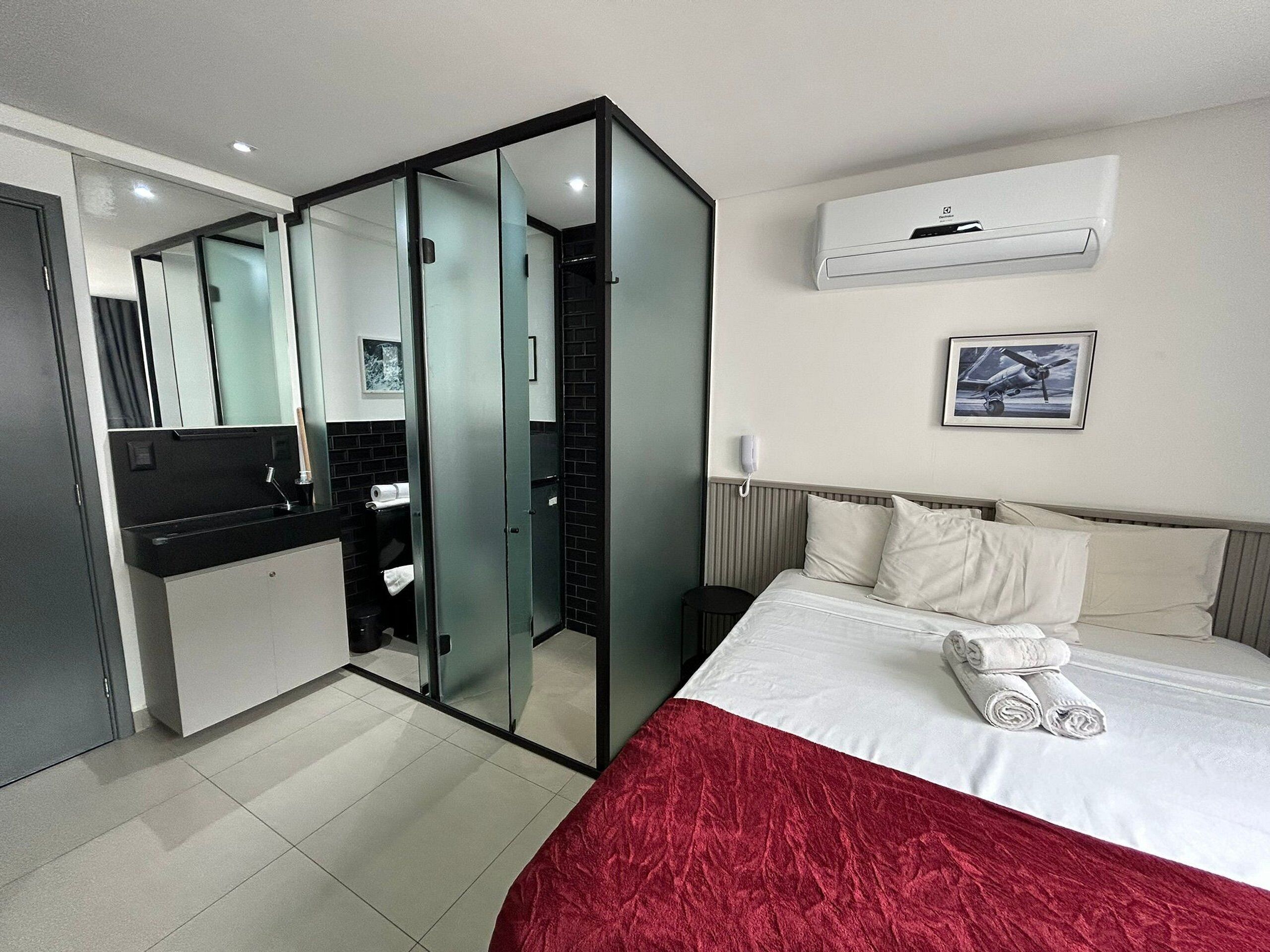 Apartamento básico | 1 quarto, espaço de trabalho para notebook, Wi-Fi de cortesia