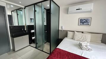 Apartamento básico | 1 quarto, espaço de trabalho para notebook, Wi-Fi de cortesia