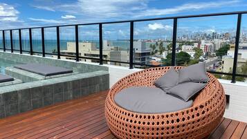Apartamento básico | Terraço/pátio