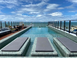 Apartamento básico | Piscina | Piscina externa