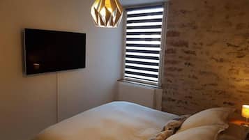 2 chambres, fer et planche Ă repasser, Wi-Fi gratuit, draps fournis