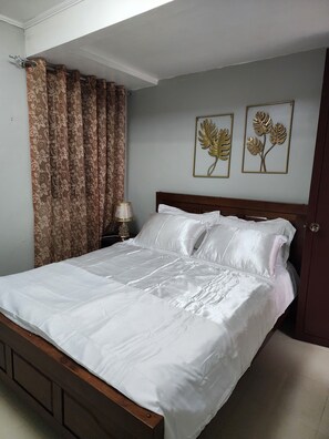 2 chambres, espace de travail pour ordinateur portable, Wi-Fi gratuit