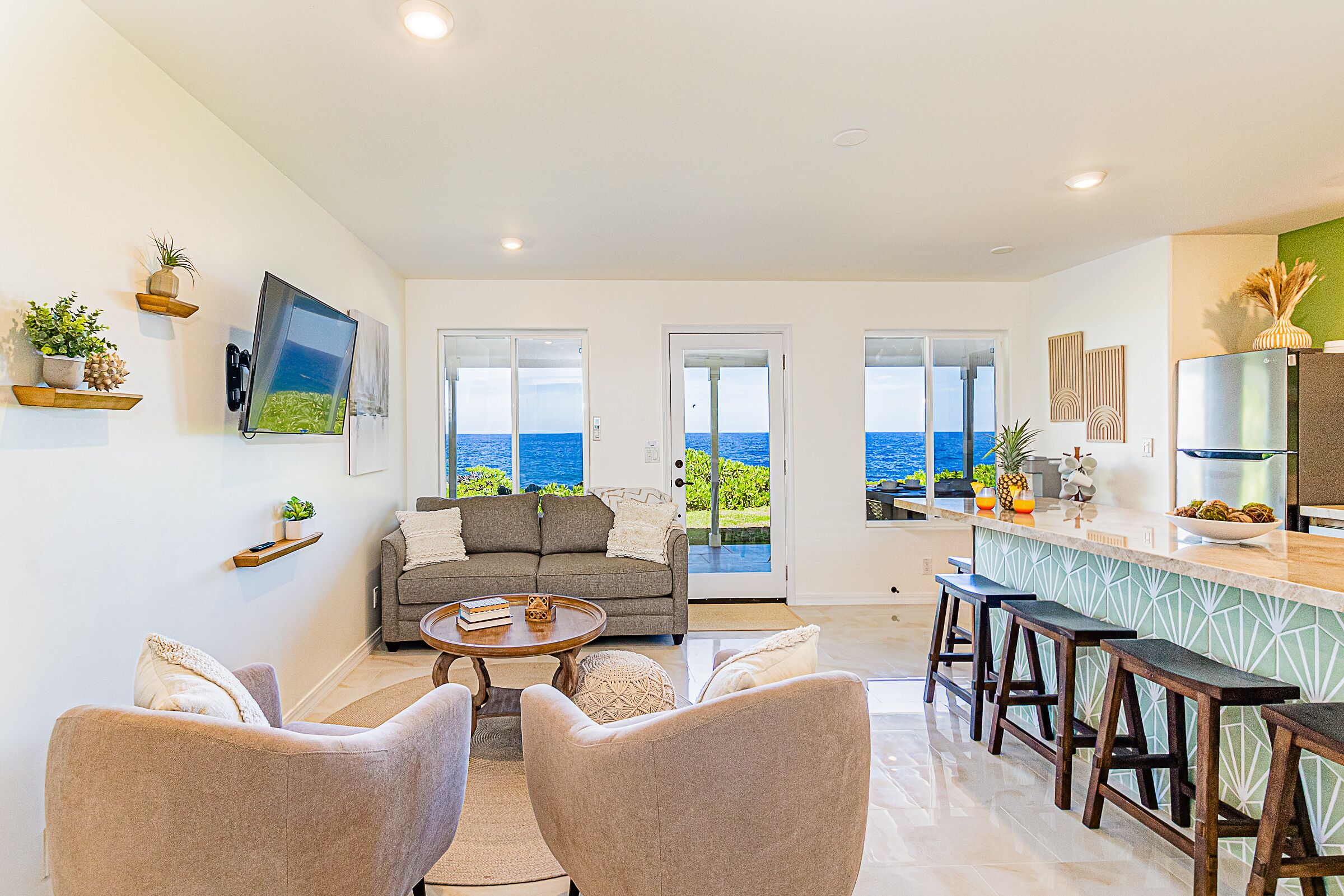 Smart TV, books, music library, video library