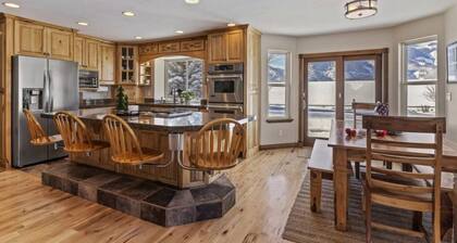 Eden View Home - Perfect for Families w/Spa & Trampoline