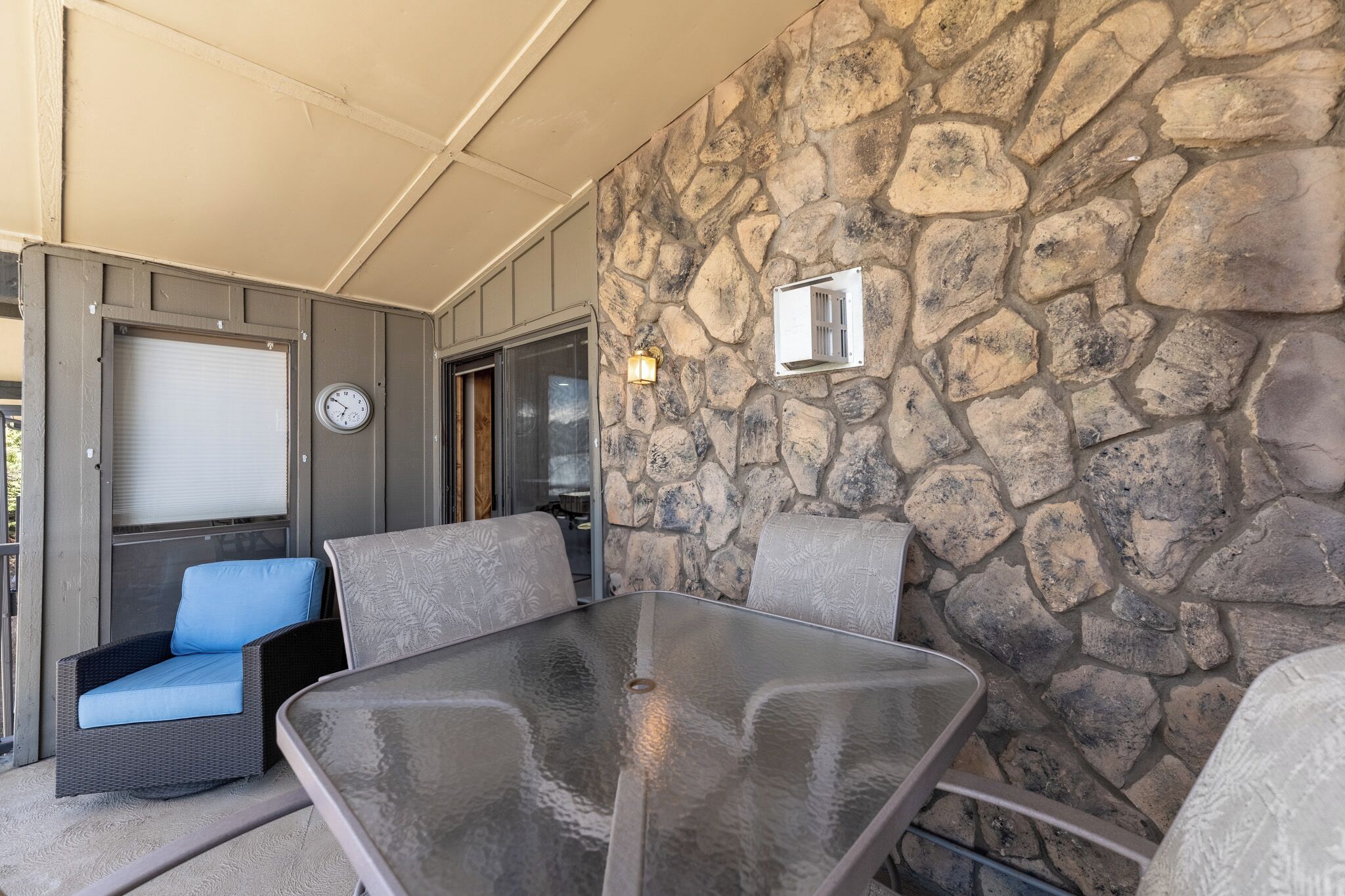 Apartment (2 Bedrooms) | Exterior