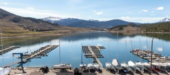 Lake Cliffe #303, Building E By Summit County Mountain Retreats