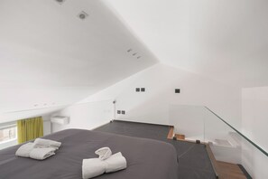 2 habitaciones, escritorio y insonorización 
