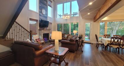 Lovely Newly Built Cottage by the Water