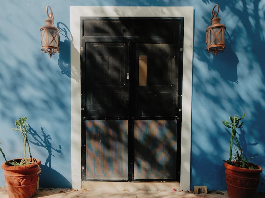 Fachada de la propiedad