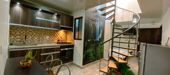 Hermoso Apartamento CON Terreza Ubicado EN EL Centro DE Pereira, Para 6 Personas