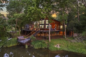 Exterior - LUX Modern "Treehouse" on Private Lake - Gameroom, Kayaks, Bunkhouse, more! (Montgomery)