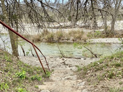 Welcome anytime, 55 yards to the Frio river