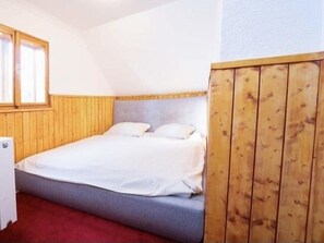 4 bedrooms, WiFi