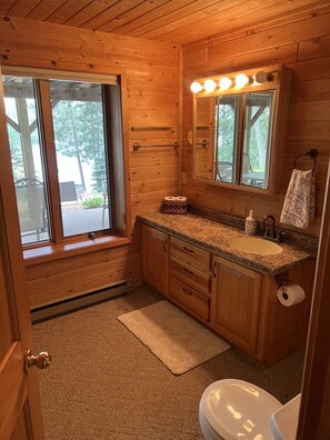 Shower, hair dryer, towels, soap - Spacious lakefront cabin on beautiful sand bottom Leader Lake. (Minong)