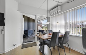 Dining - 2 bedroom cozy apartment in Fanø (Fanø)