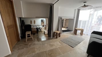 4 chambres, fer et planche Ă  repasser, Wi-Fi gratuit, draps fournis