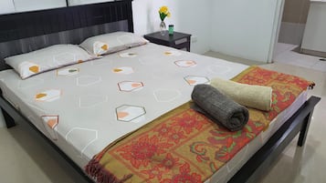 1 bedroom, iron/ironing board