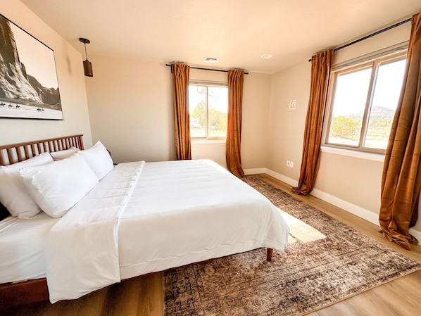 2 chambres, fer et planche à repasser, lit parapluie, Wi-Fi