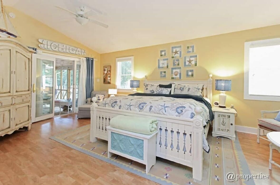 1 chambre, fer et planche à repasser, accès au Wi-Fi (inclus)