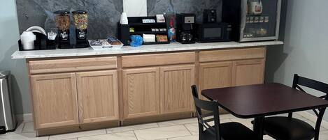 Free daily continental breakfast