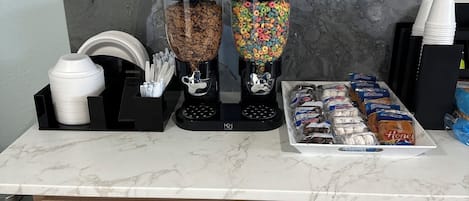 Free daily continental breakfast