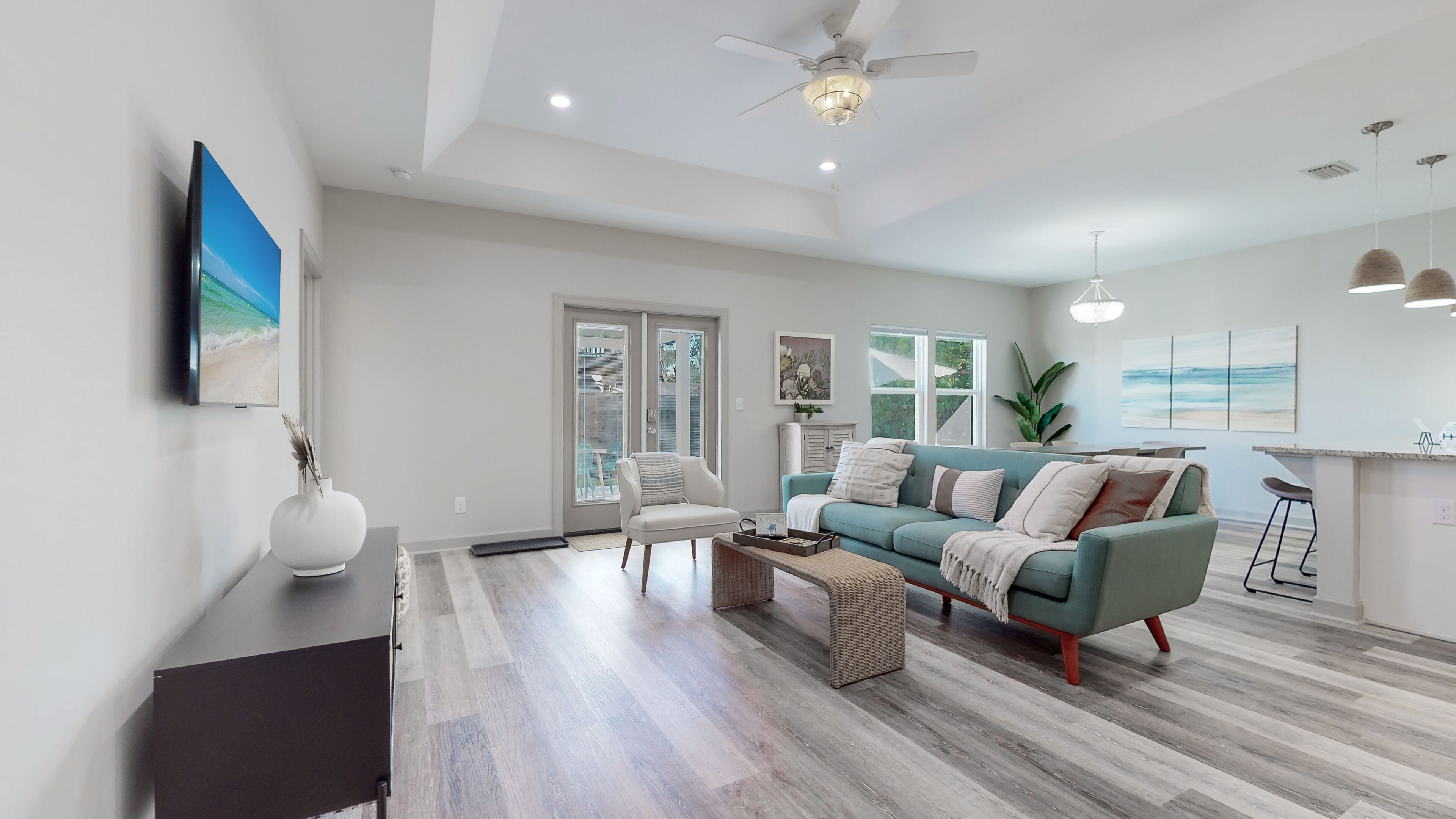 Private Patio / Minutes to Beach! / FLPCB88