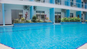 Allergikerbettwaren, Daunenbettdecken, Zimmersafe, Schreibtisch