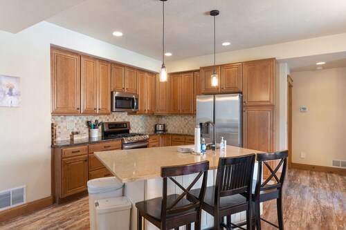 Walk to River & Yampa Core Trail - Bunk Room - Garage
