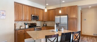 Walk to River & Yampa Core Trail - Bunk Room - Garage