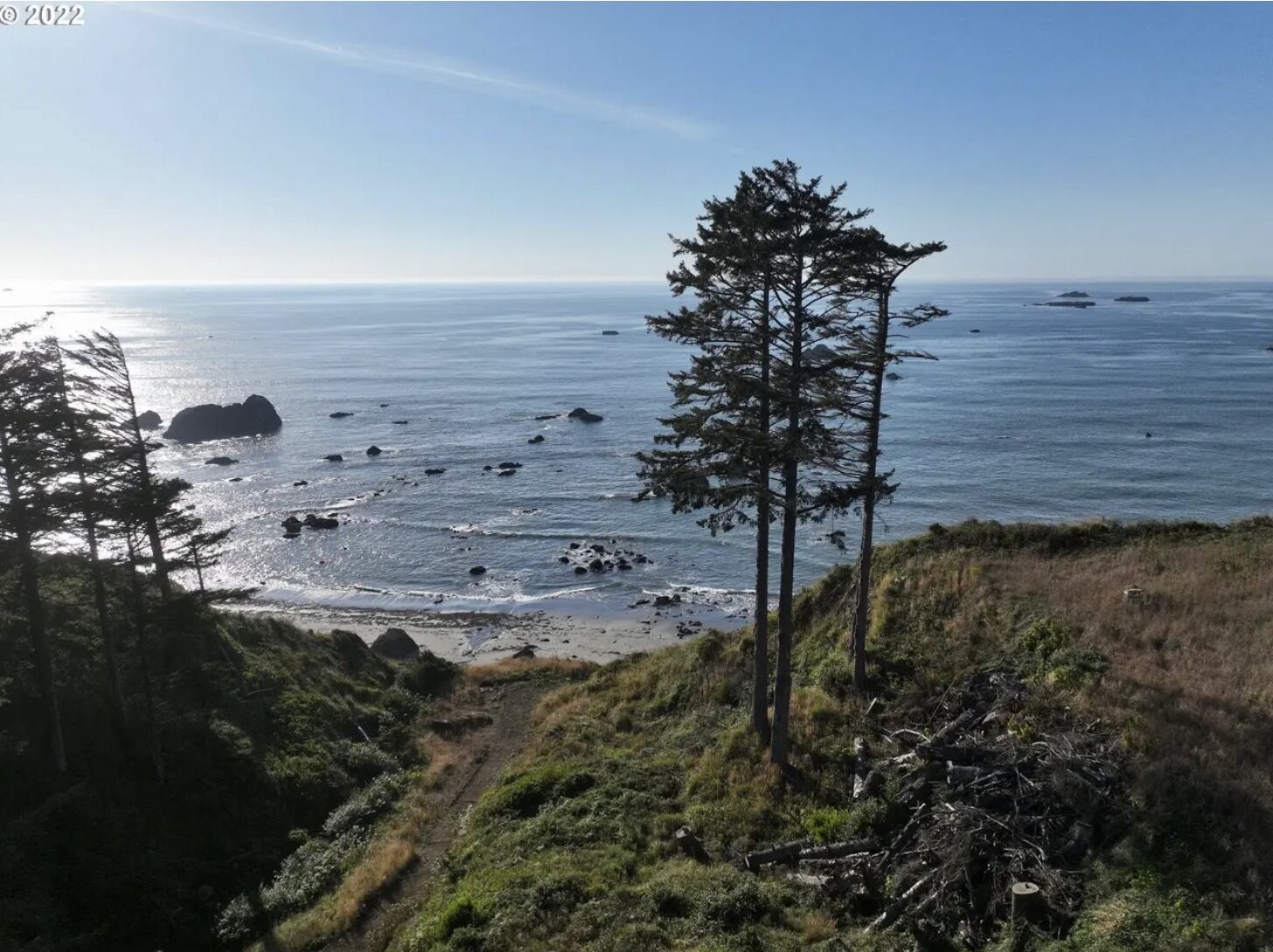 Stunning Oceanfront Home with Private Access to the Beach