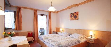 1 chambre, accès Internet, draps fournis