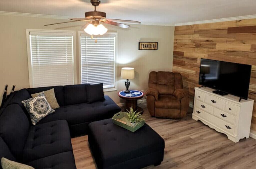 Fall Creek Falls Hillside Getaway