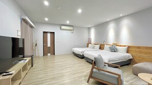 Habitación cuádruple familiar | Wifi gratis y ropa de cama 