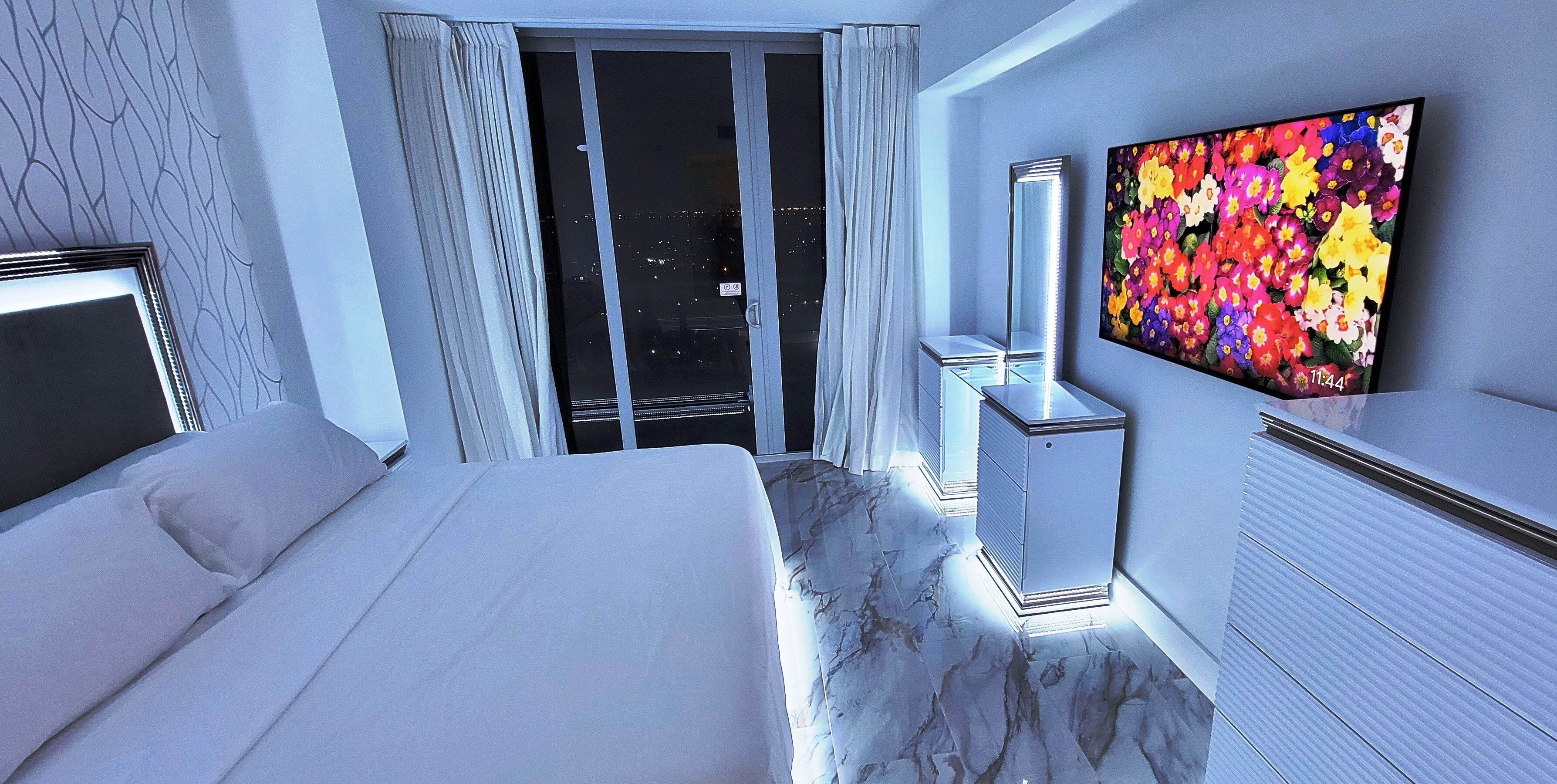 Miami Area Jewel Condo