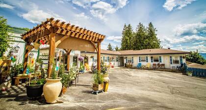 Creston Valley Motel
