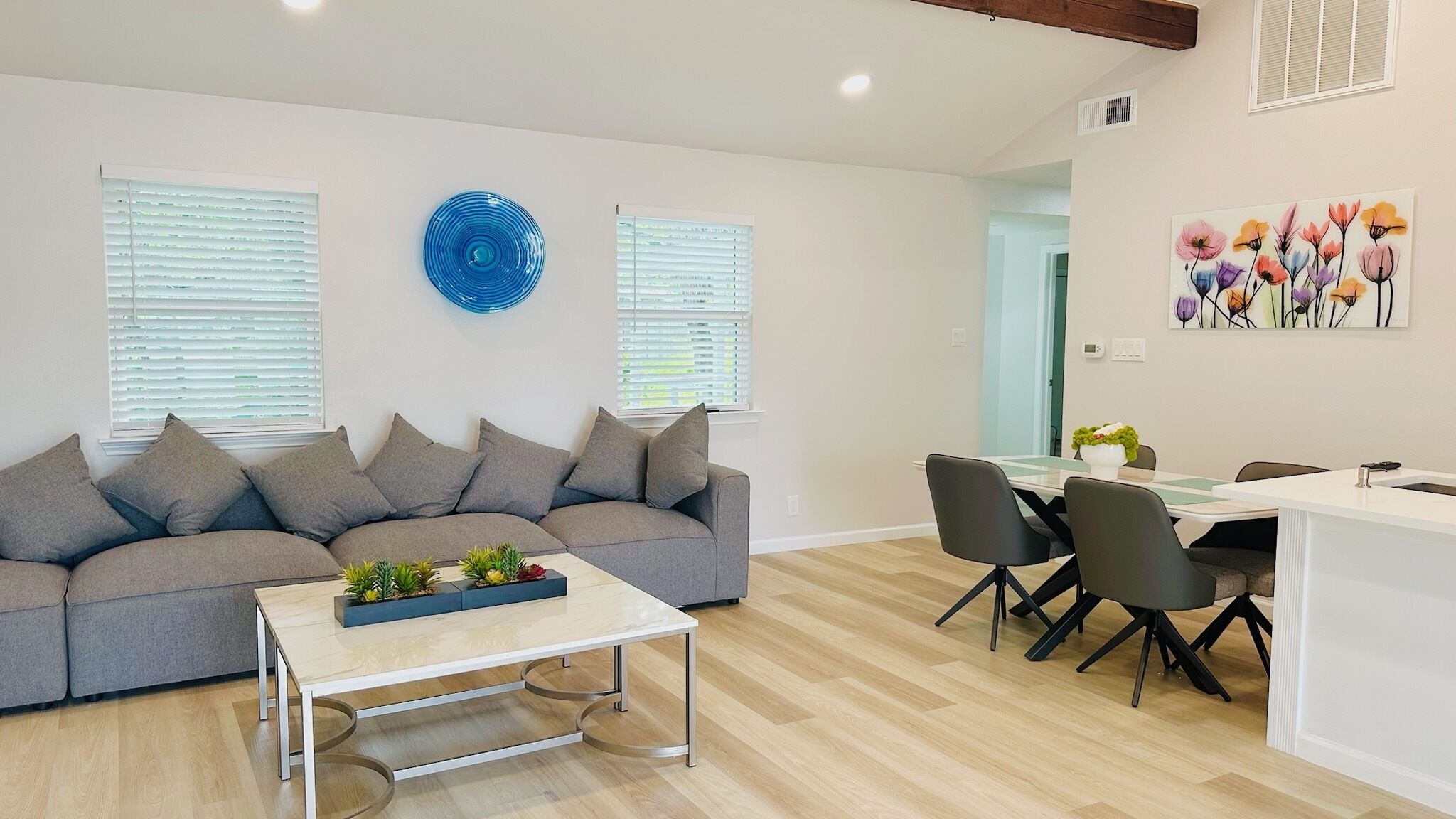 Lake house getaway @ Cedar Creek Lake