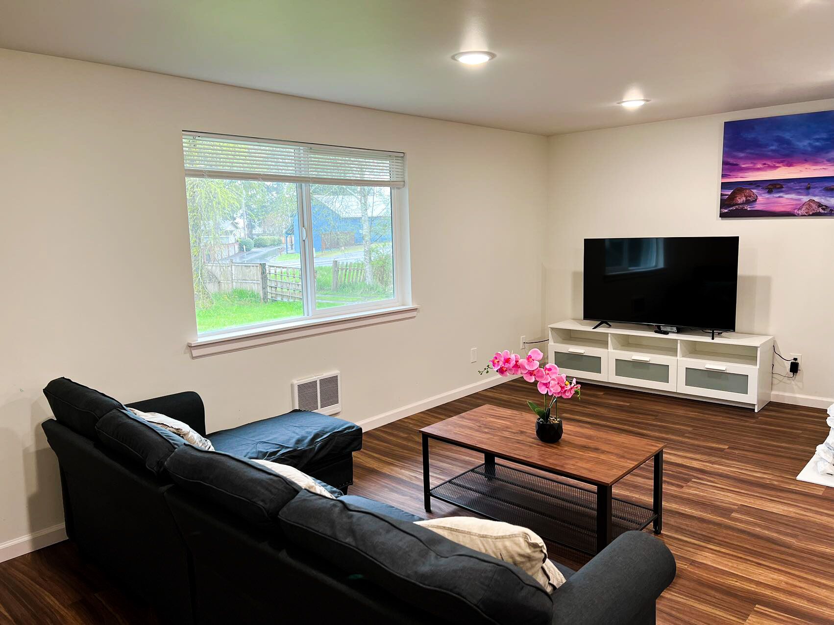 Cozy Hoodsport Duplex: 1BR 1BA-B