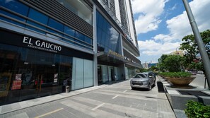 Front of property - Serviced Apartment Vinhomes Metropolis (Hanoi)