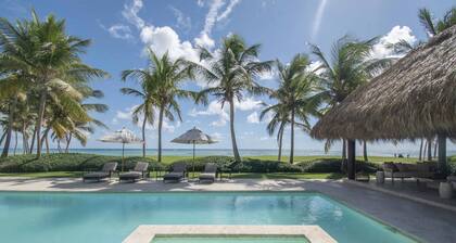 Ocean Front Luxury Villa in Golf and Beach Resort
