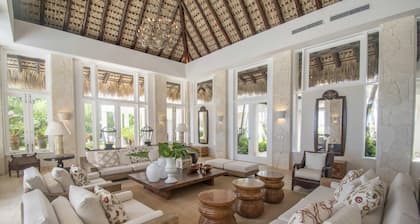 Ocean Front Luxury Villa in Golf and Beach Resort