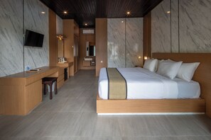 In-room safe, desk, soundproofing, free WiFi - Abasan Hill Hotel and Spa (Penida Island)