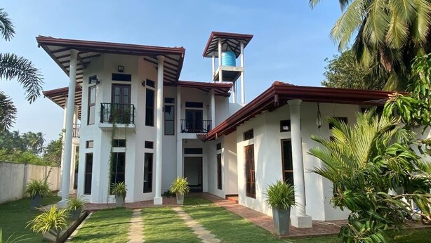 Front of property - Amawin Resort (Ambalantota)