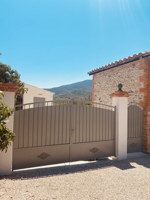 Property grounds - Mas Typique au Milieu des Vergers (Bouleternère)