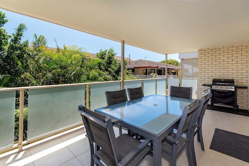 Gone Coastal - Three Bedroom Unit
