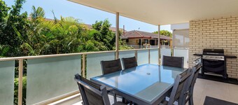 Gone Coastal - Three Bedroom Unit