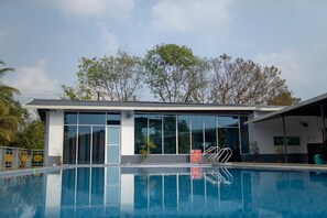 Exterior - Canal Touch Resort (Karjat)