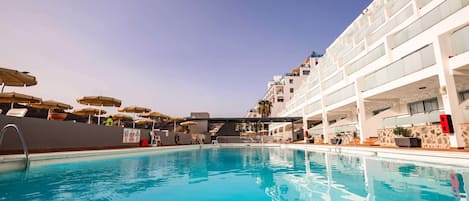 Piscina all'aperto